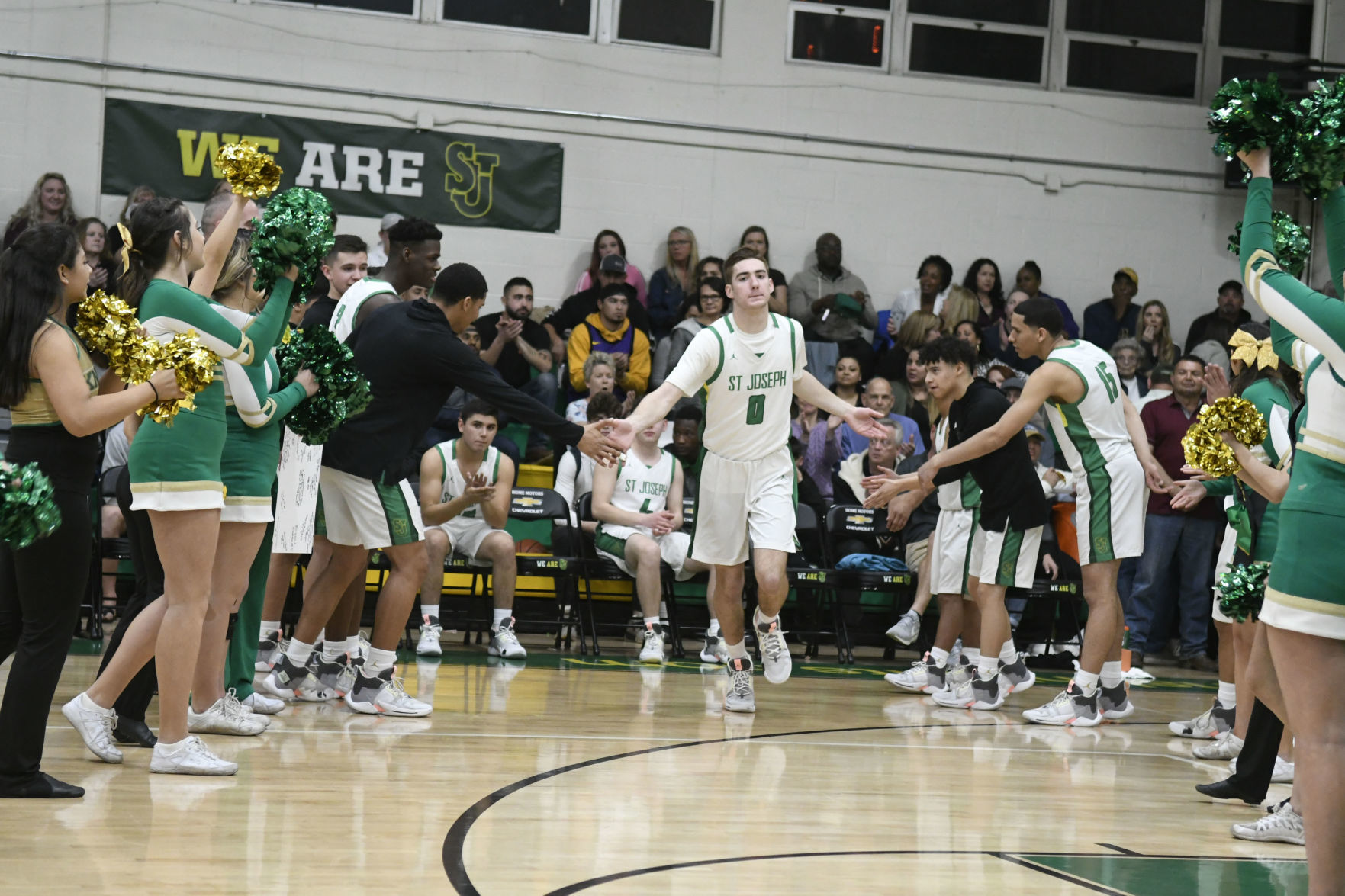 021120 SJ senior night 04.jpg